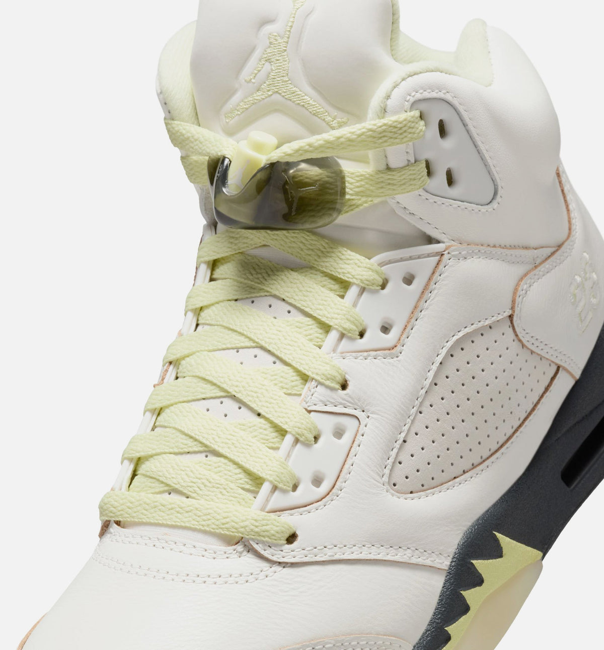 Air Jordan 5 Retro "Luminous Green and Sail" Women's Shoe – Sail/Luminous Green/Anthracite